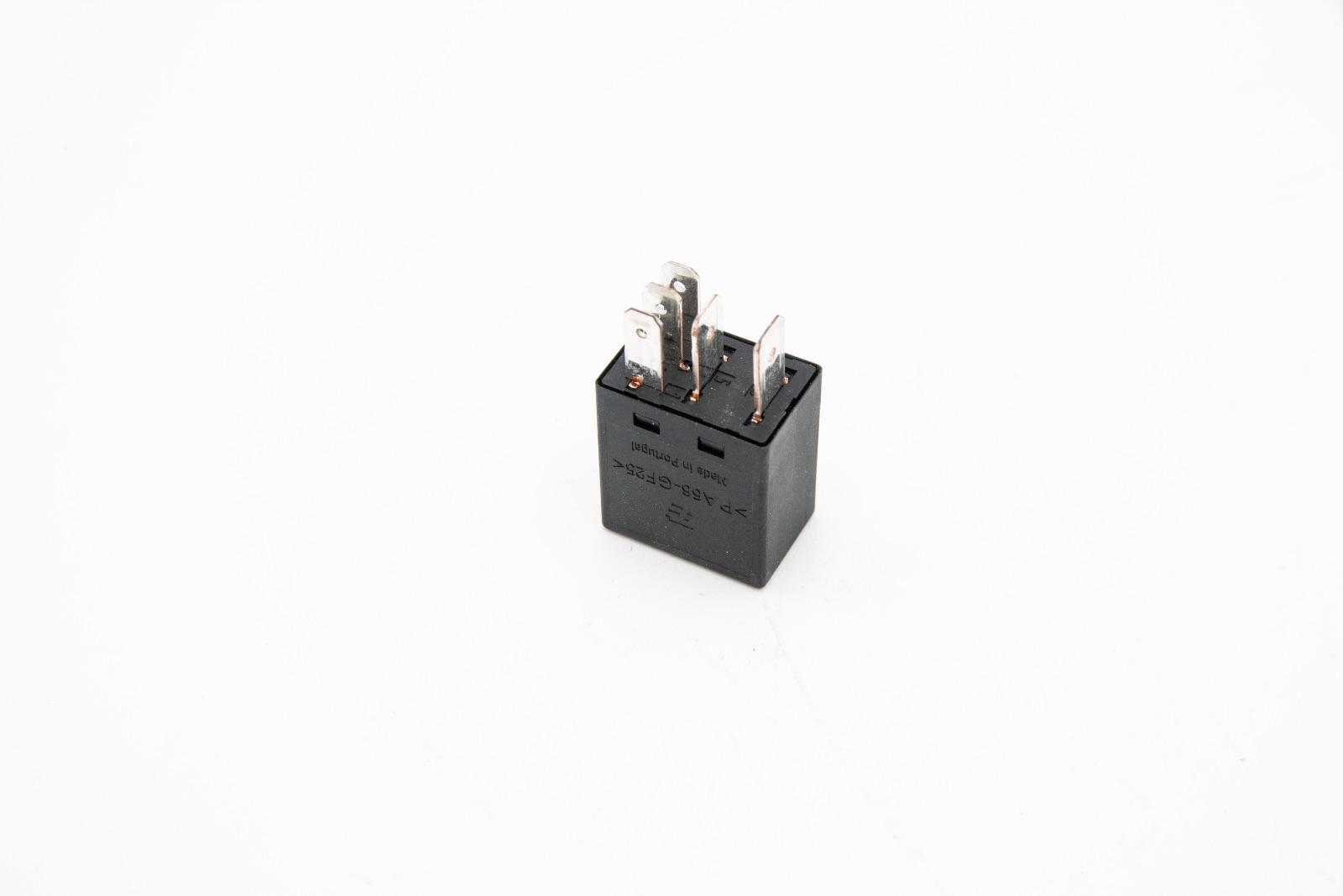Original Iveco 500326610 Multifunktionsrelais Daily IV, V Original Iveco 500326610 Multifunktionsrelais Daily IV, V