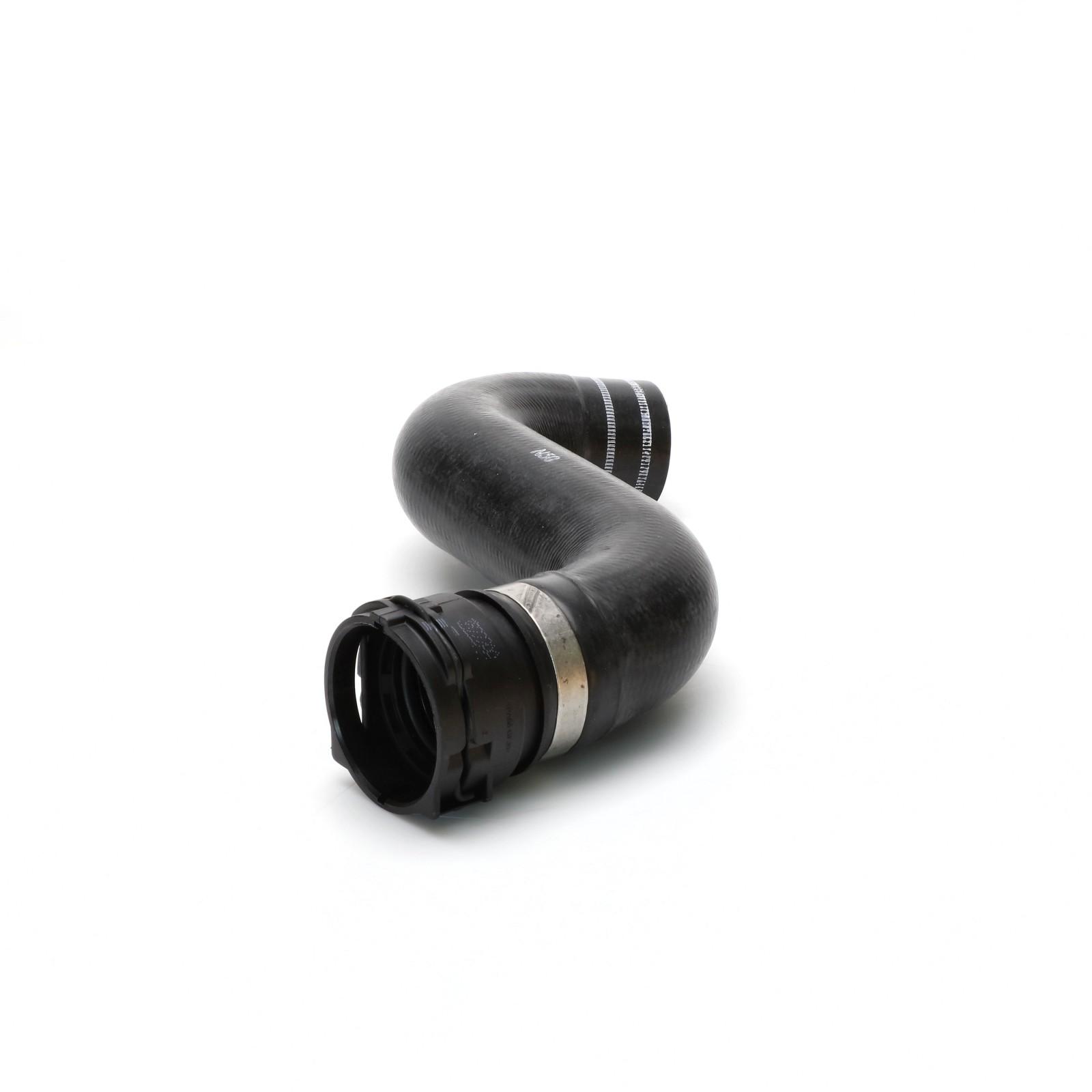 Original Iveco 5801302588 Obere Wasserschlauch Daily 3.0, Bj. ab 2012 Original Iveco 5801302588 Obere Wasserschlauch Daily 3.0, Bj. ab 2012