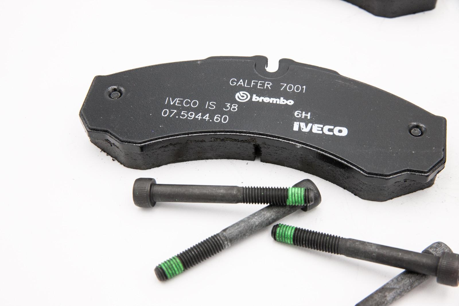 Original Iveco 2996535 BRAKE PAD SET Original Iveco 2996535 BRAKE PAD SET