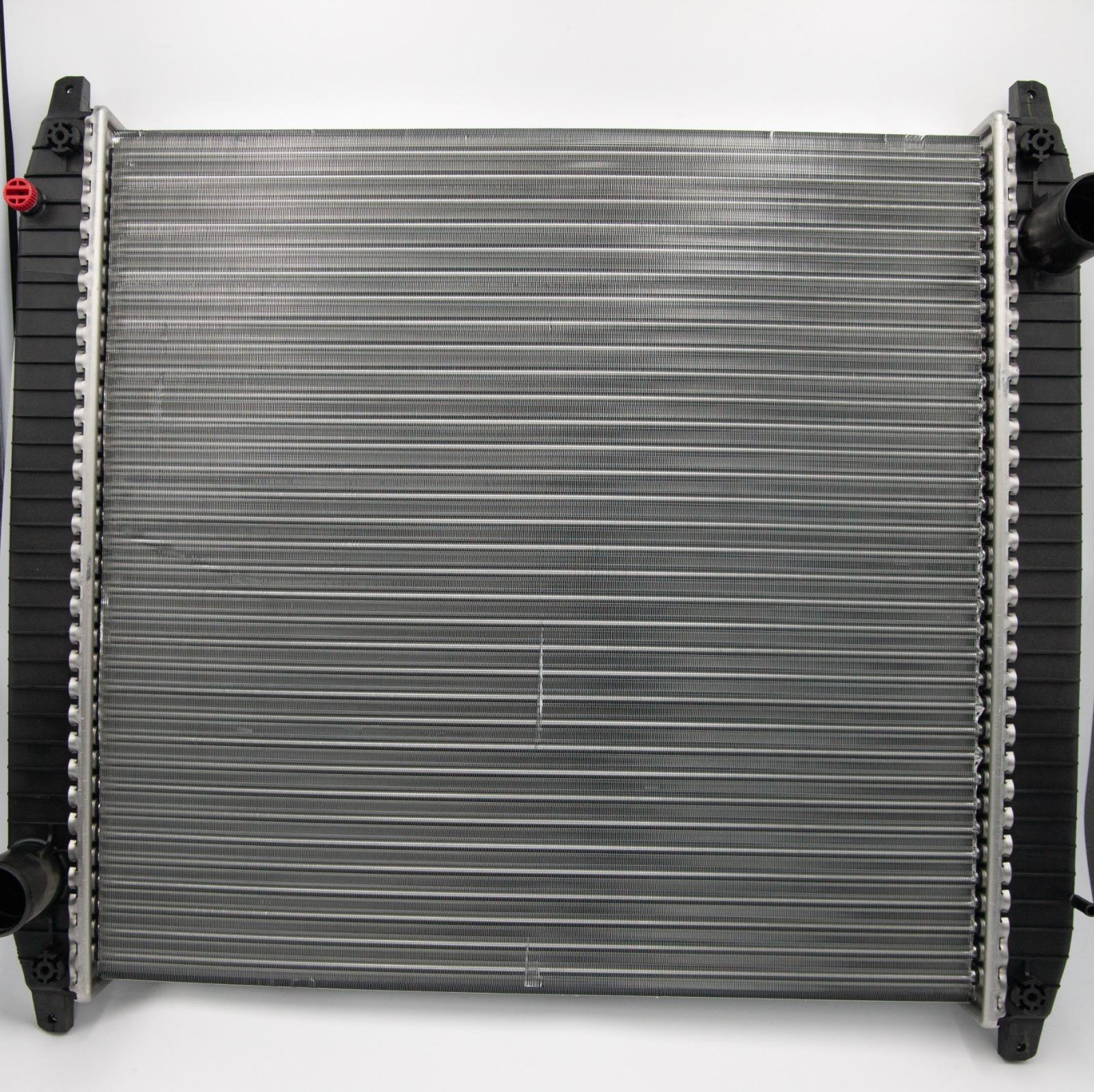 Original Iveco 500380655 Kühler Motorkühlung Original Iveco 500380655 Kühler Motorkühlung