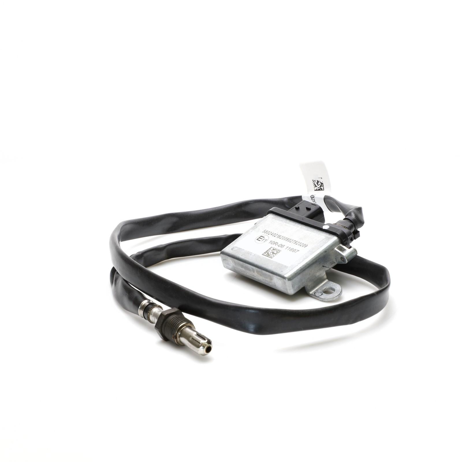 Original Iveco 5802402192 NOX Sensor, Partikelsensor E6 Stralis, S-WAY Original Iveco 5802402192 NOX Sensor, Partikelsensor E6 Stralis, S-WAY