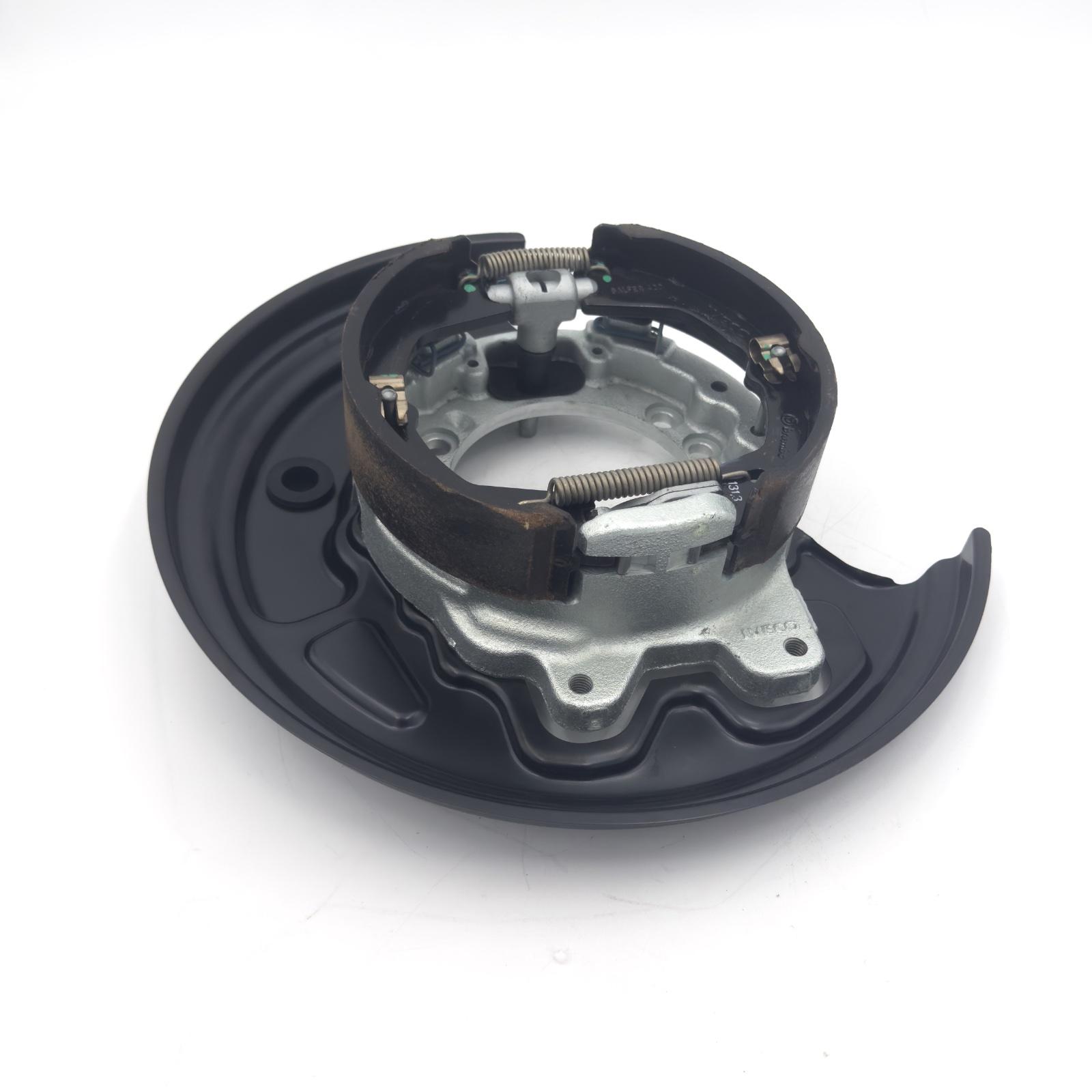 Original Iveco 42582277 Bremsscheibe mit Schuhen rechts Daily 65C 70C 2019 2022 Original Iveco 42582277 Bremsscheibe mit Schuhen rechts Daily 65C 70C 2019 2022