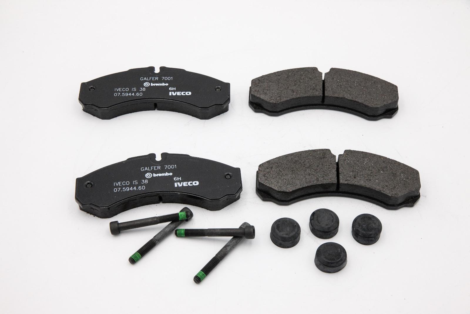 Original Iveco 2996535 BRAKE PAD SET