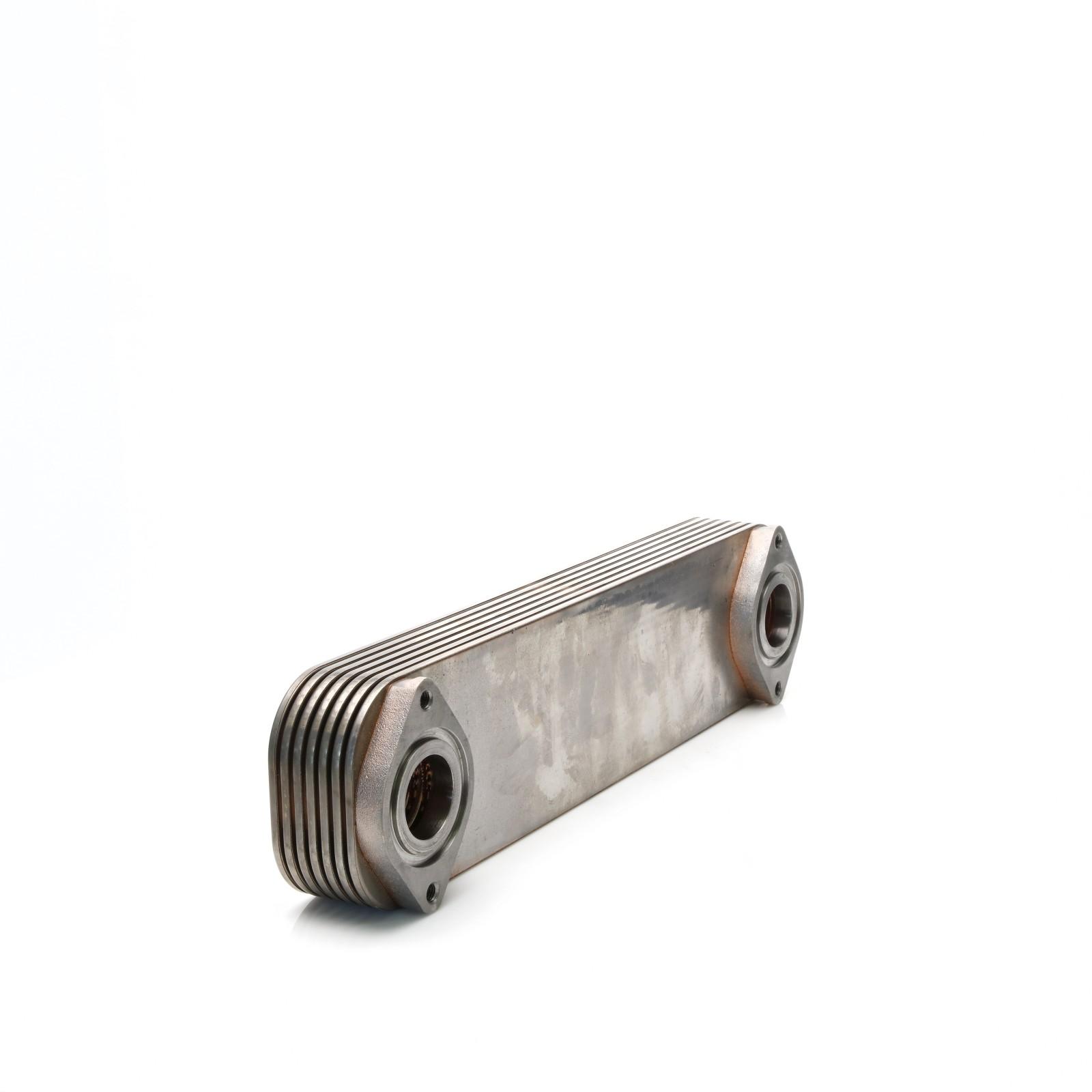 Original Iveco 5801502470 Ölkühler E6 Stralis, Trakker ab 2013 Original Iveco 5801502470 Ölkühler E6 Stralis, Trakker ab 2013