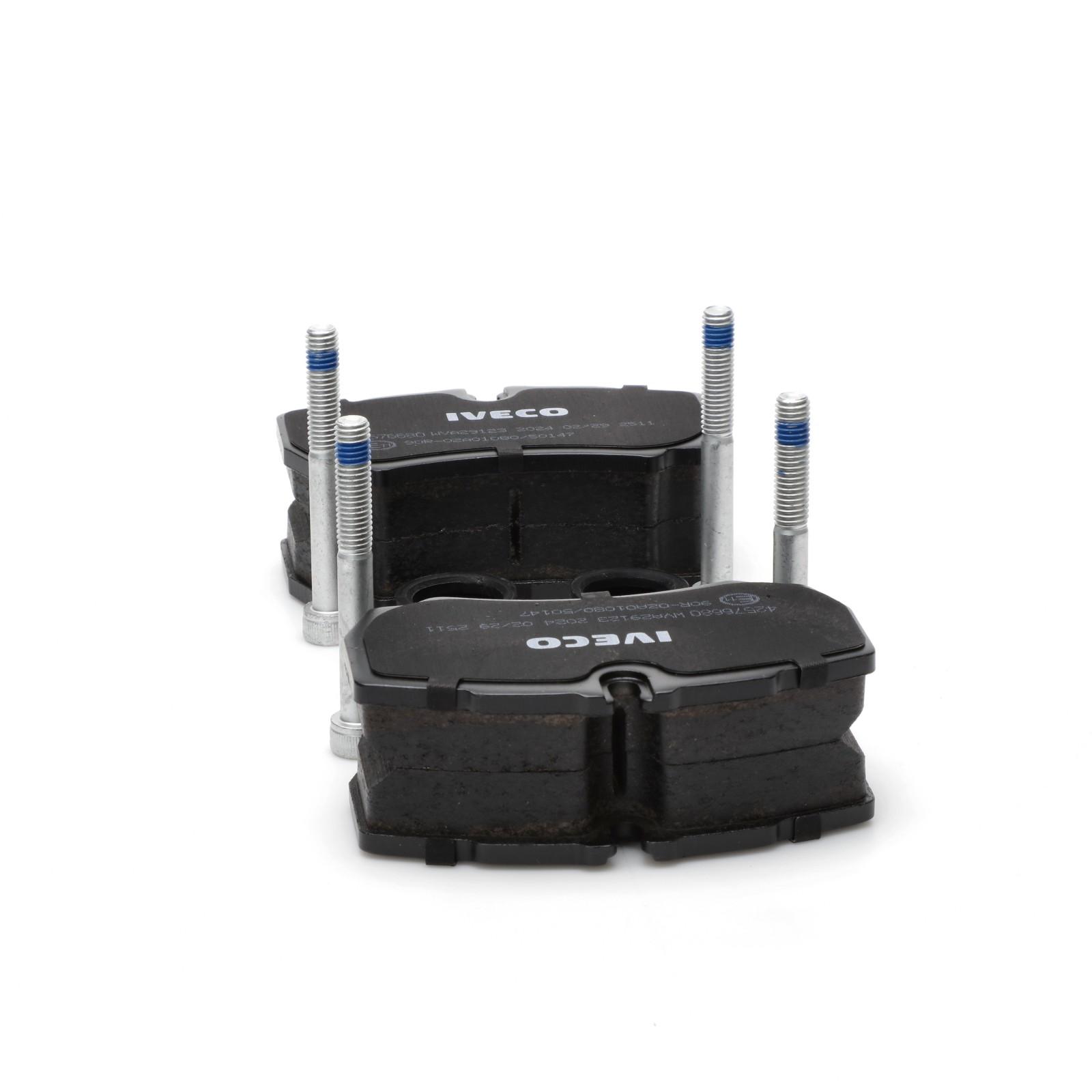 Original Iveco 42576680 Bremsbeläge hinten Daily 29L 35S ab 1998