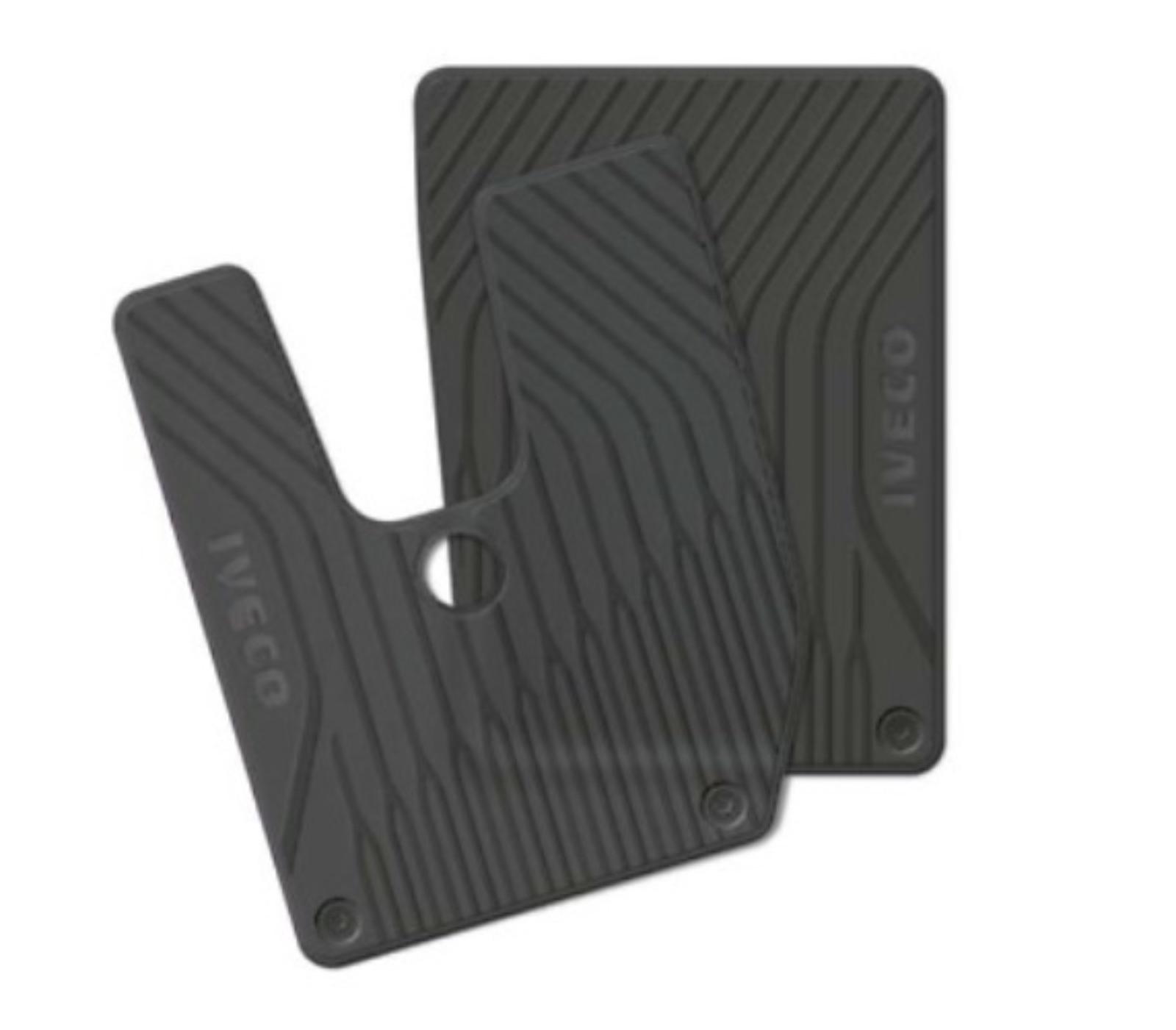 Original Iveco 500049917 Fussteppich Satz Gummimatten S-WAY Original Iveco 500049917 Fussteppich Satz Gummimatten S-WAY