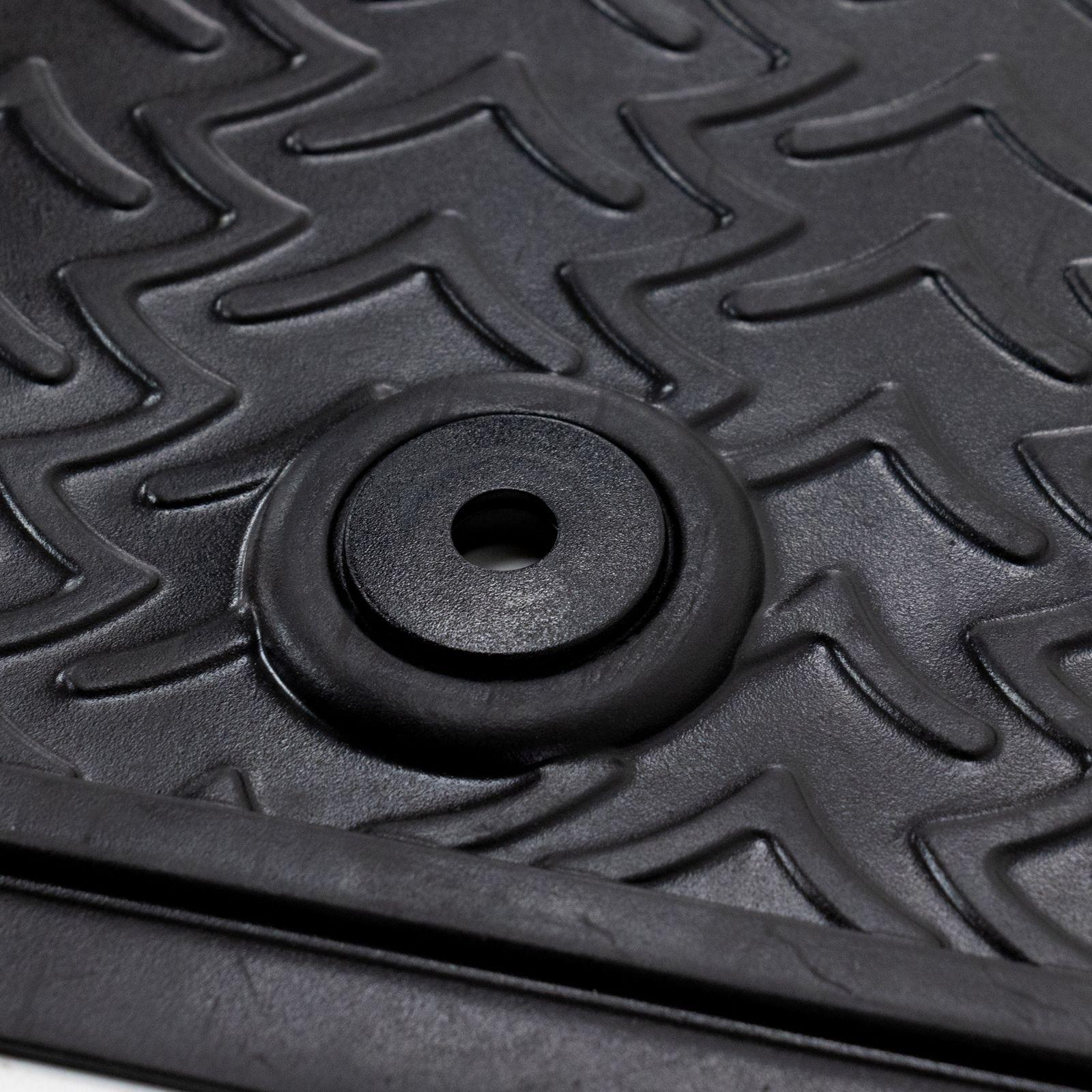 Original Iveco 500052094 Gummimatte schwarz mit IVECO Logo Daily ab 2012