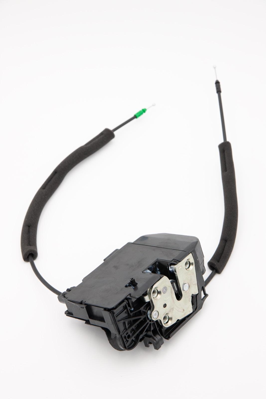 Original Iveco 5801556816 DOOR LOCK Original Iveco 5801556816 DOOR LOCK