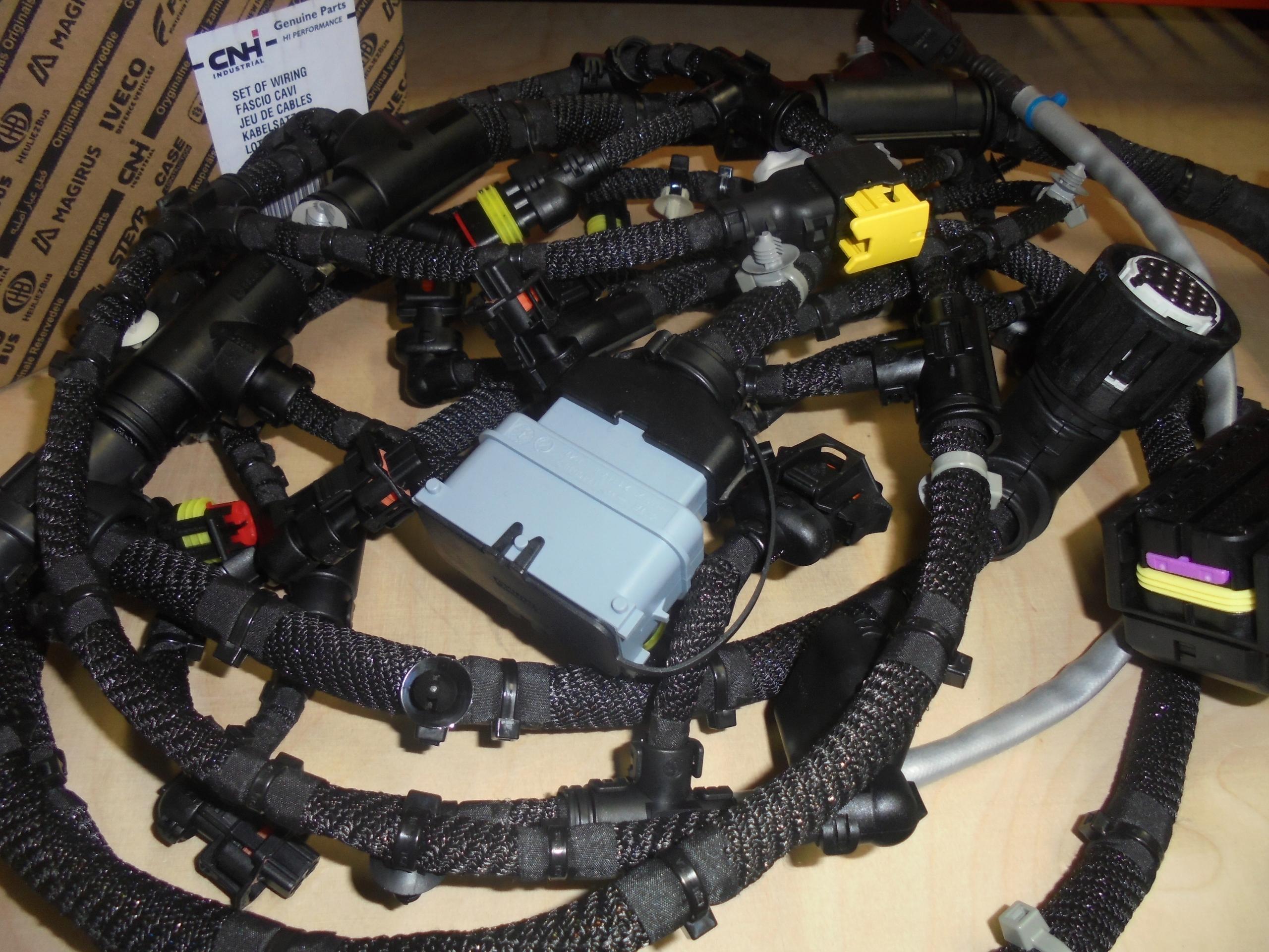 Original Iveco 5802010304 Motorverkabelung Stralis Original Iveco 5802010304 Motorverkabelung Stralis