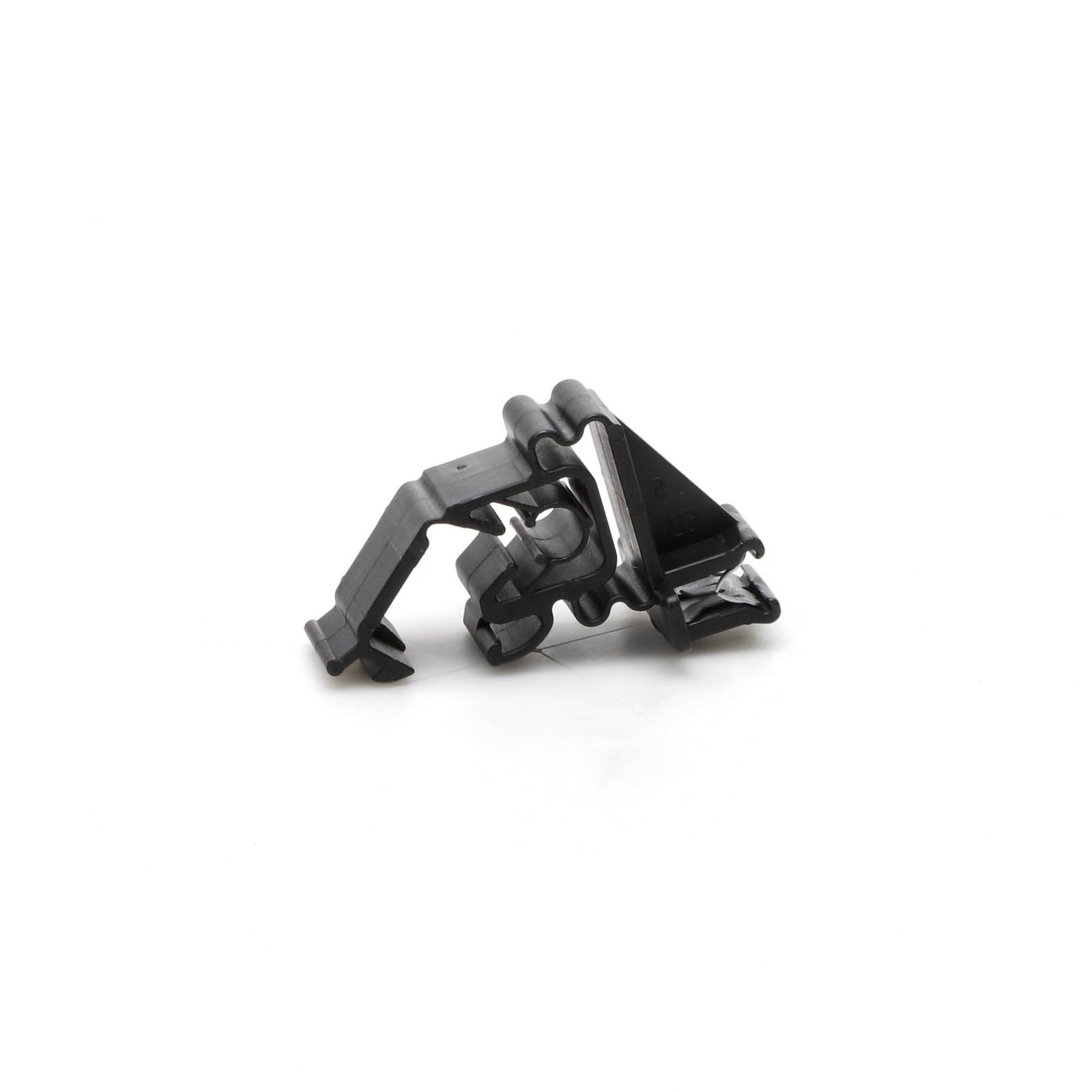 Original Iveco 5802137329 Halteklammer, Schelle