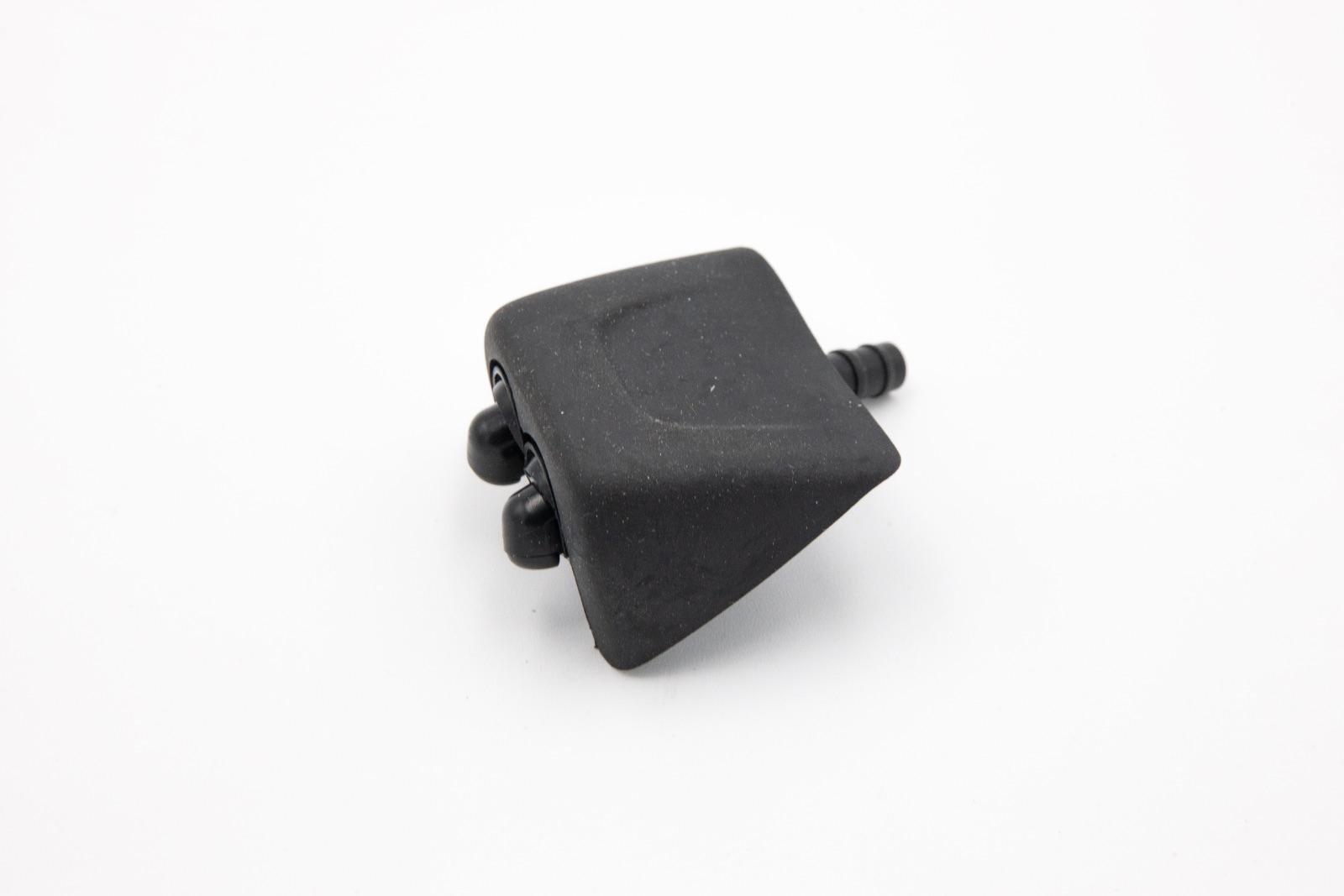 Original Iveco 69500729 Waschwasserdüse, Scheibenreinigung Original Iveco 69500729 Waschwasserdüse, Scheibenreinigung