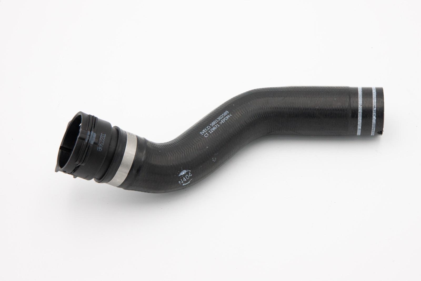 Original Iveco 5801302589 unterer Wasserschlauch Daily 3.0 Bj. ab 2012