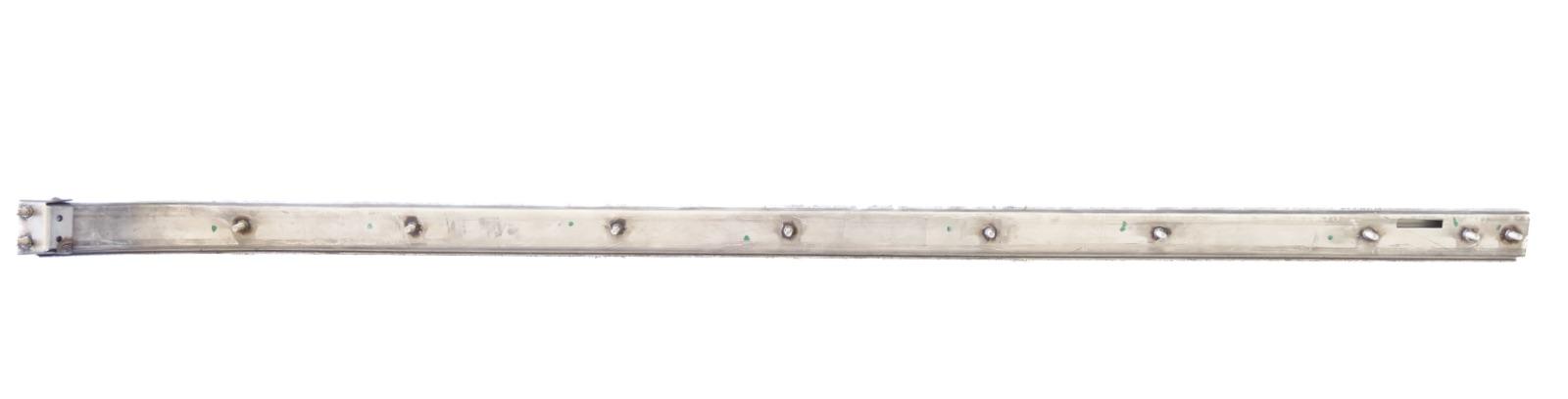 Original Iveco 500329750 Türführung Mitte rechts Daily V 2011 - 2014 Original Iveco 500329750 Türführung Mitte rechts Daily V 2011 - 2014