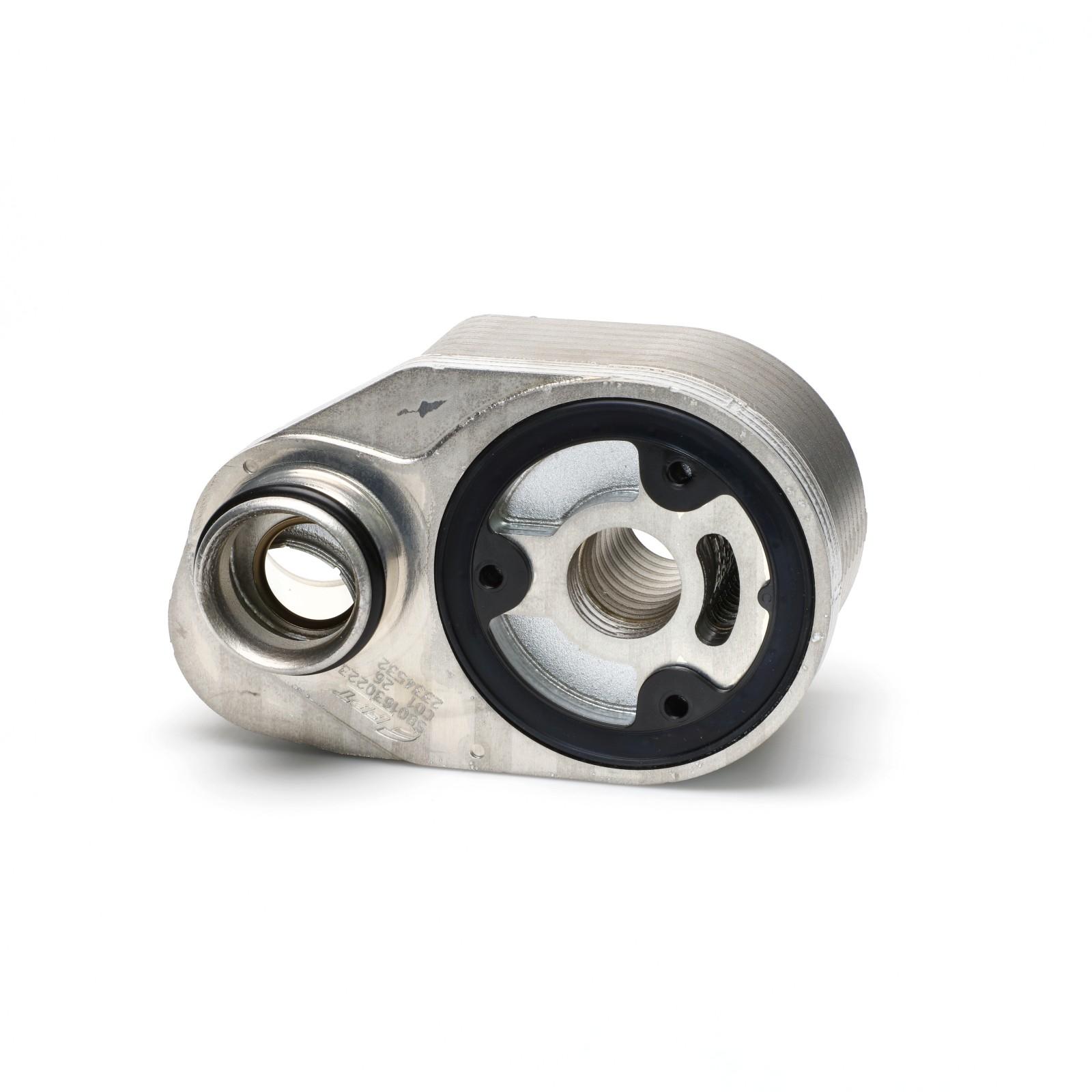 Original Iveco 5801630223 Ölkühler, Motoröl Daily III-VI