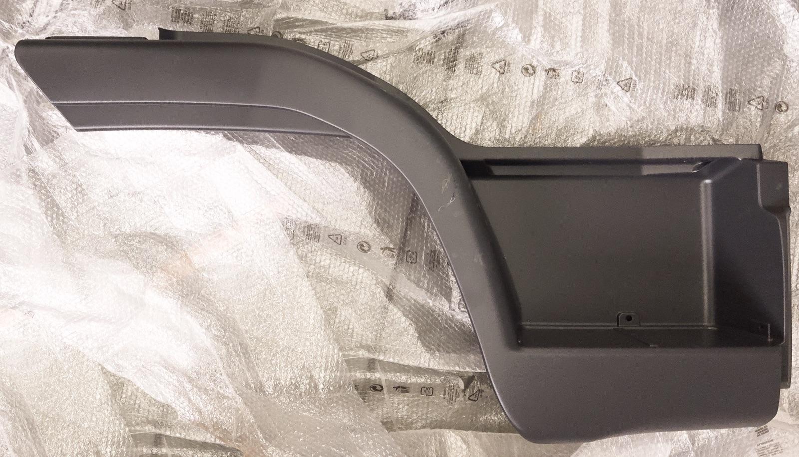 Original Iveco 504165254 Kotfügel vorne rechts (Kunststoff) Original Iveco 504165254 Kotfügel vorne rechts (Kunststoff)