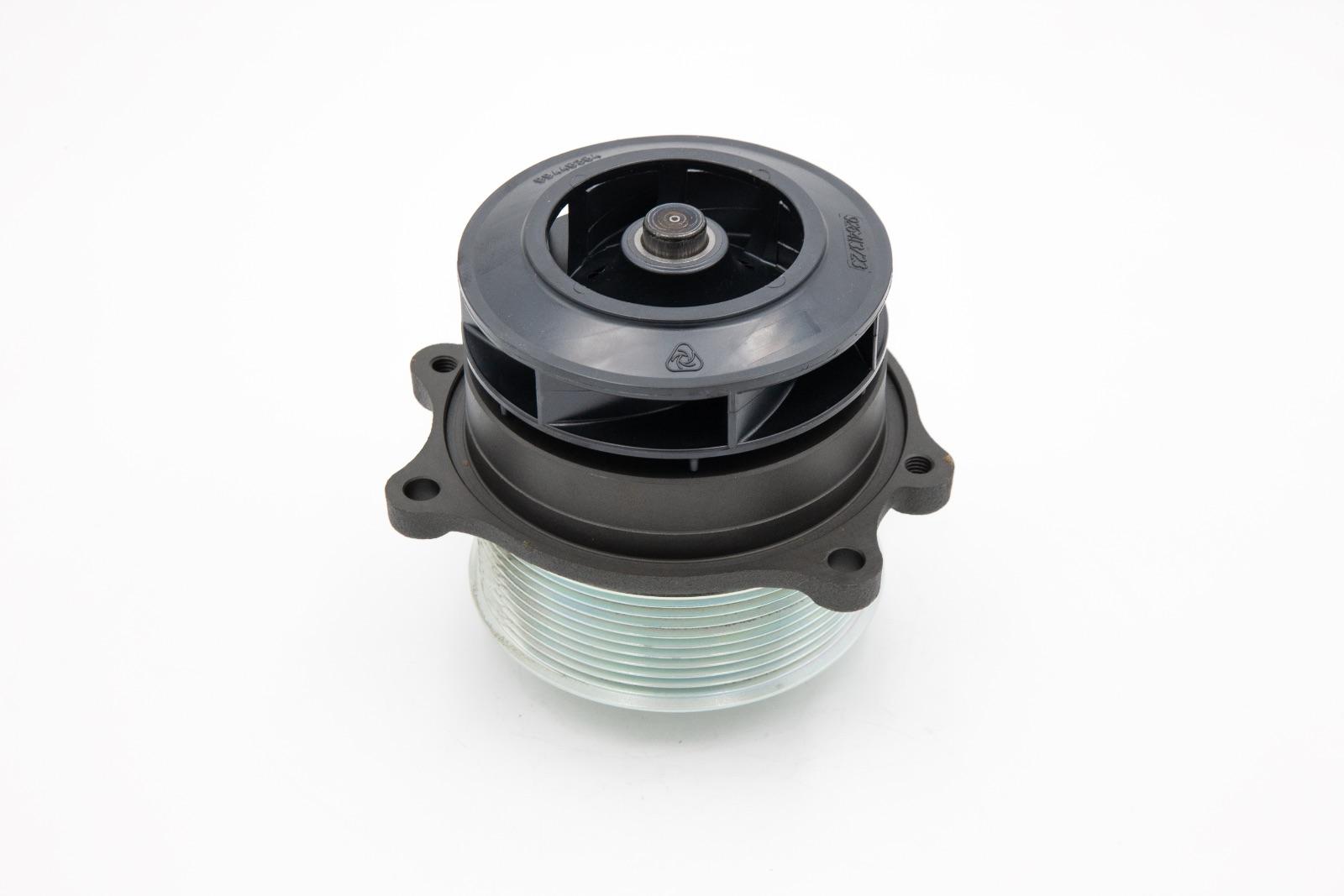 Original Iveco 5801931331 WATER PUMP Original Iveco 5801931331 WATER PUMP