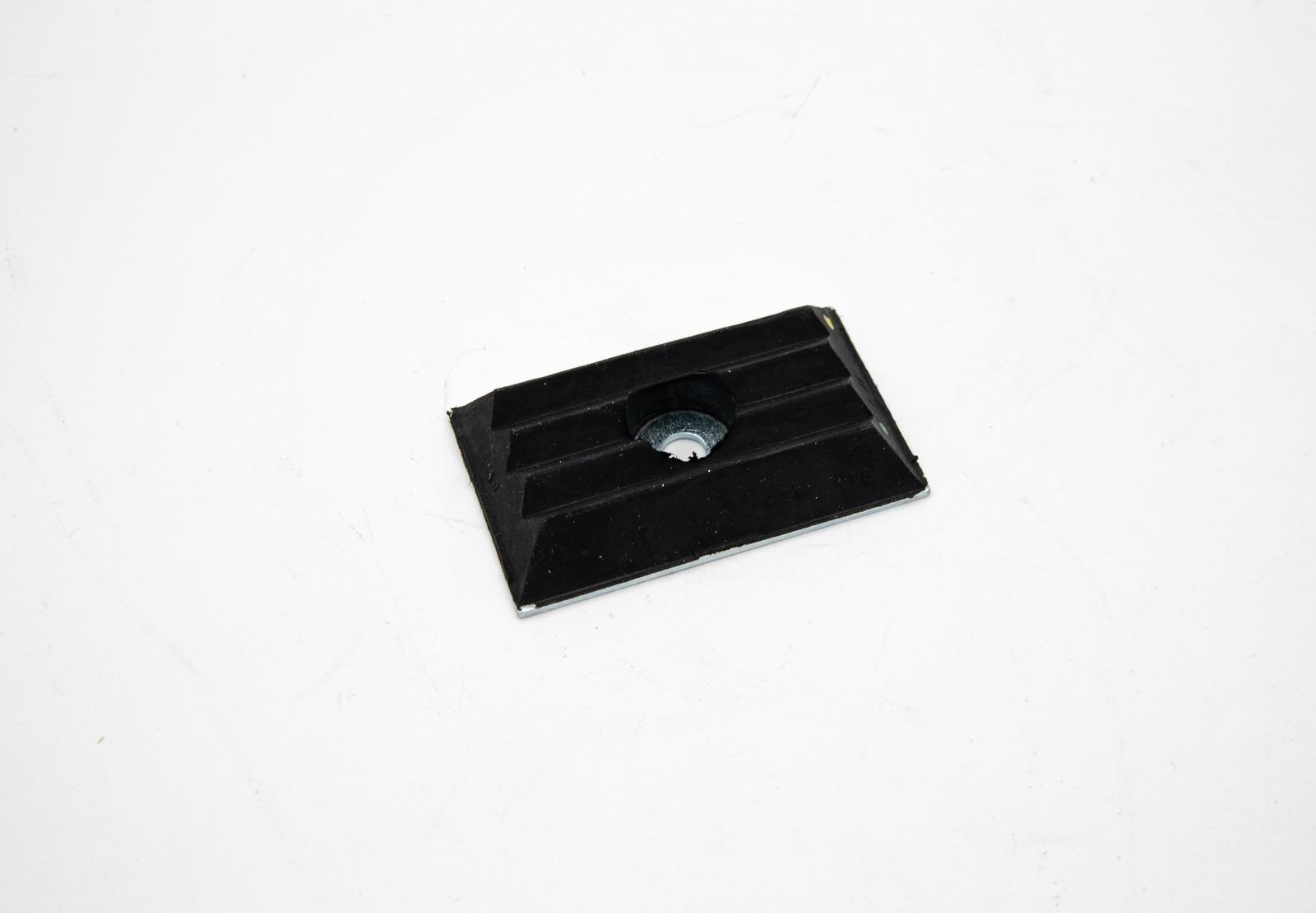 Original Iveco 42562705 STUECK-ABSTANDSTUECK