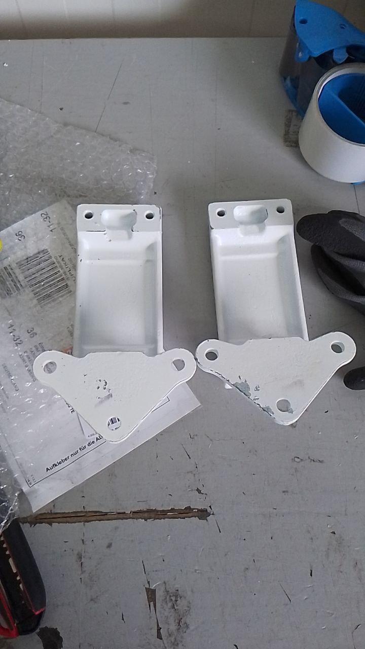 Original Iveco 5801528689GB Hecktür Scharnier links/rechts unten Daily ab 2014