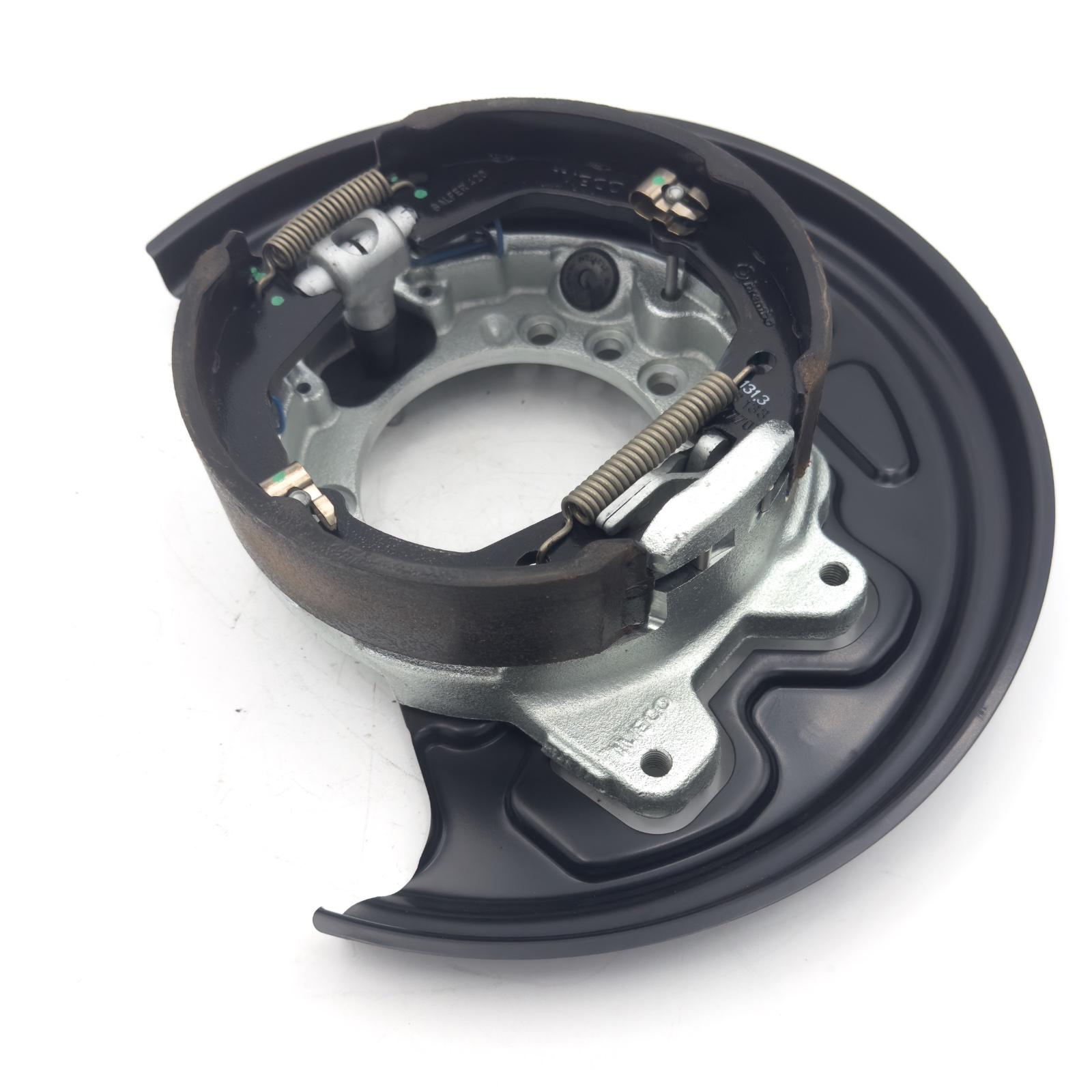 Original Iveco 42582278 Bremsscheibe mit Schuhen links Daily 65C 70C 2019 2022 Original Iveco 42582278 Bremsscheibe mit Schuhen links Daily 65C 70C 2019 2022