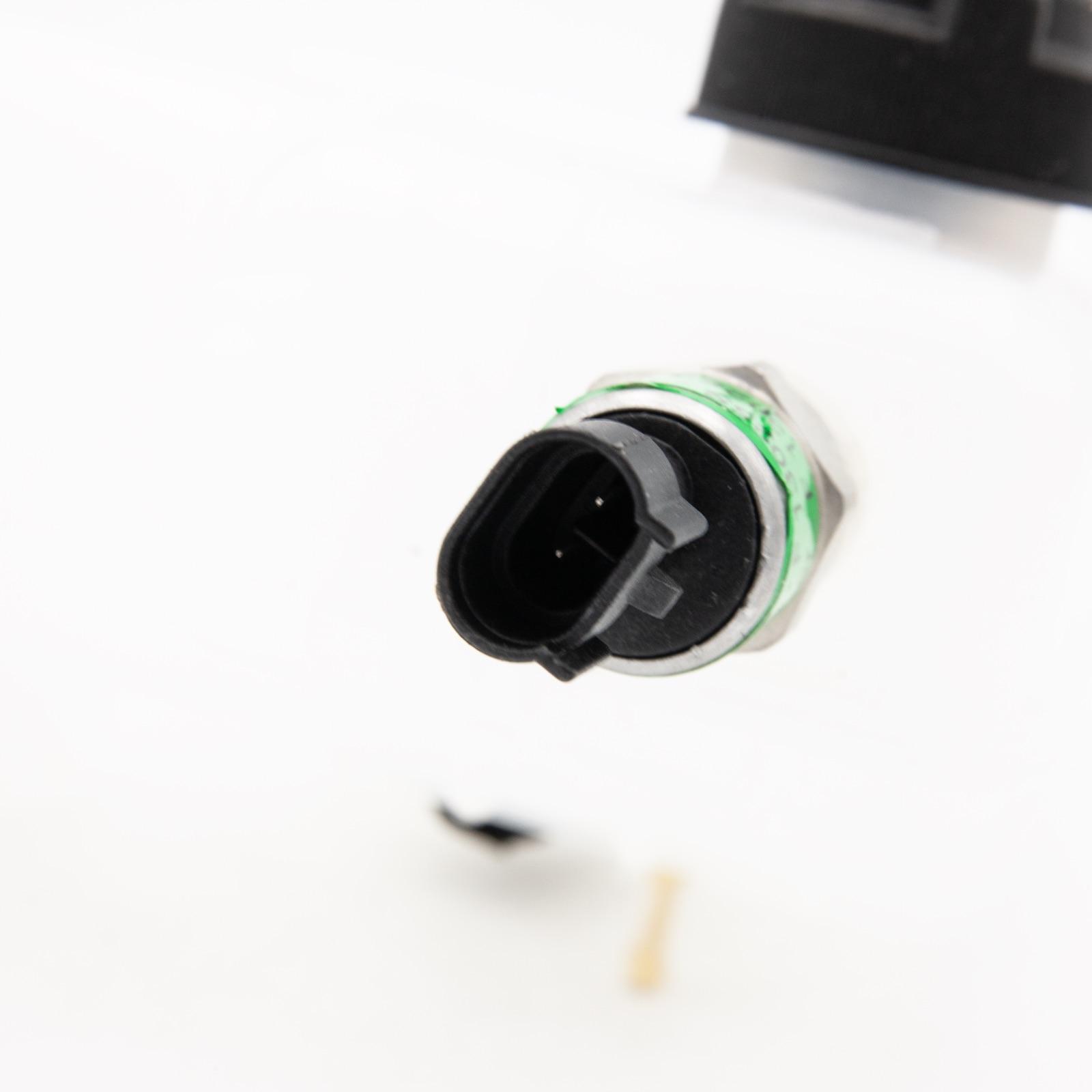 Original Iveco 504359964 Ausgleichsbehälter Kühlmittel Daily 3.0 ab 2012