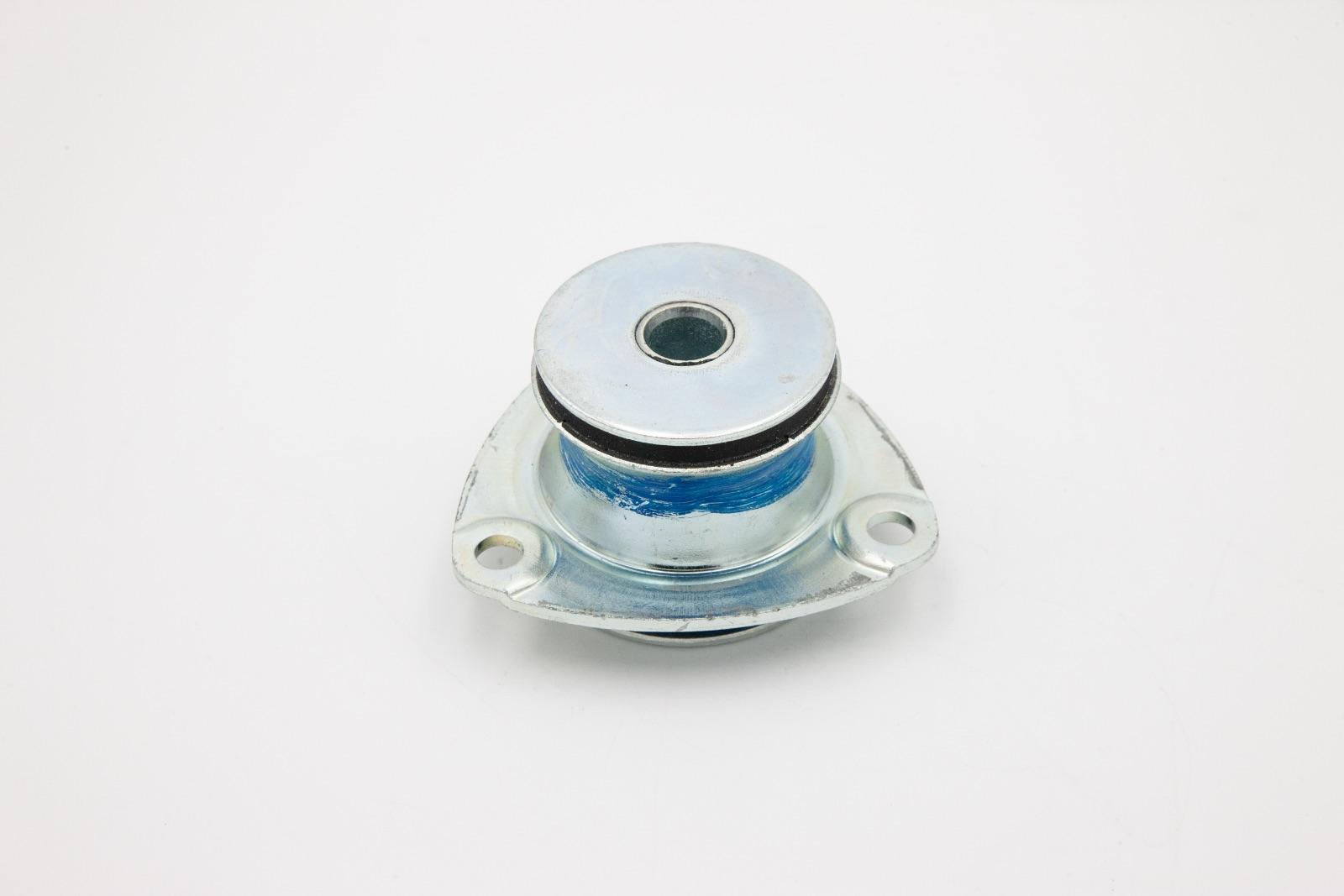 Original Iveco 5802945179 RUBBER LUG Original Iveco 5802945179 RUBBER LUG